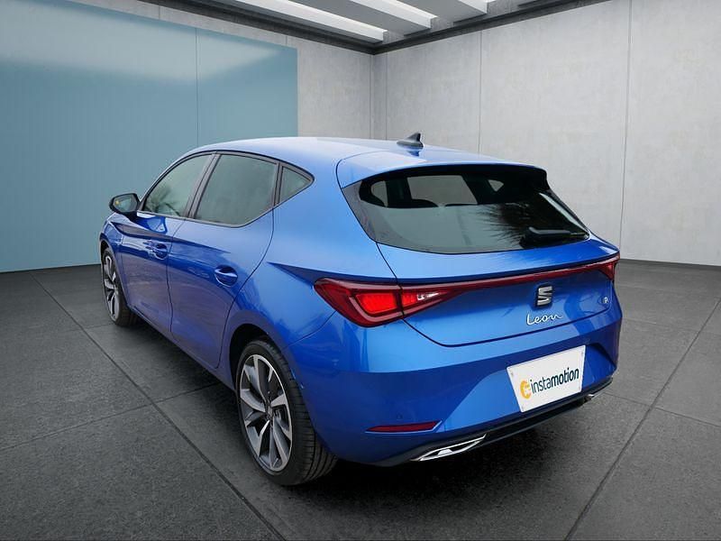 Neu Seat Leon FR 150 PS (110 kW) 2026 Blau Kleinwagen