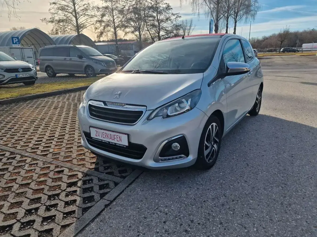 Gebraucht Peugeot 108 Allure 82 PS (60 kW) 2017 Grau Kleinwagen
