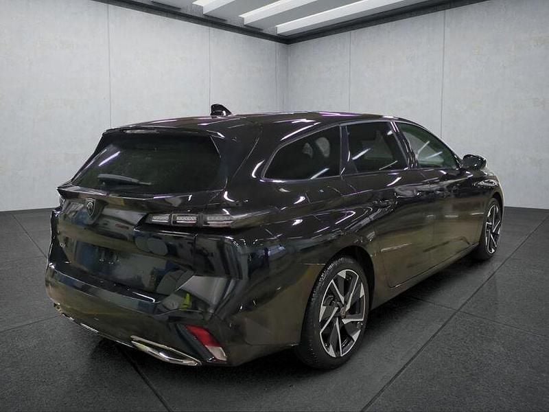 Gebraucht Peugeot 308 131 PS (96 kW) 2025 Schwarz Limousine