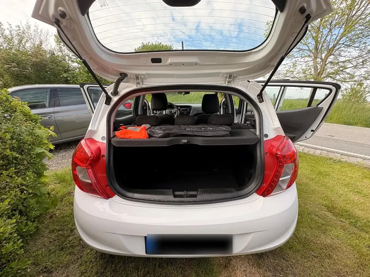 Gebraucht Opel Karl Selection 75 PS (55 kW) 2015 Weiß Kleinwagen