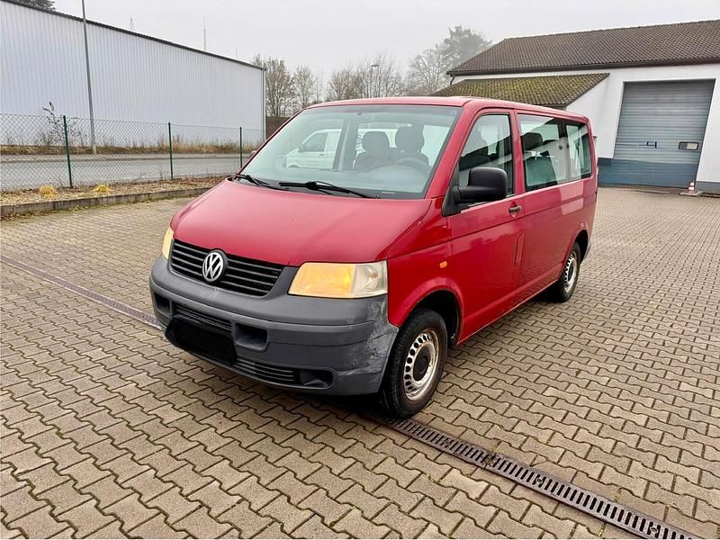 Rot Gebraucht 2006 VW Caravelle Van / Kleinbus | 4.999 € - Bild 1/4