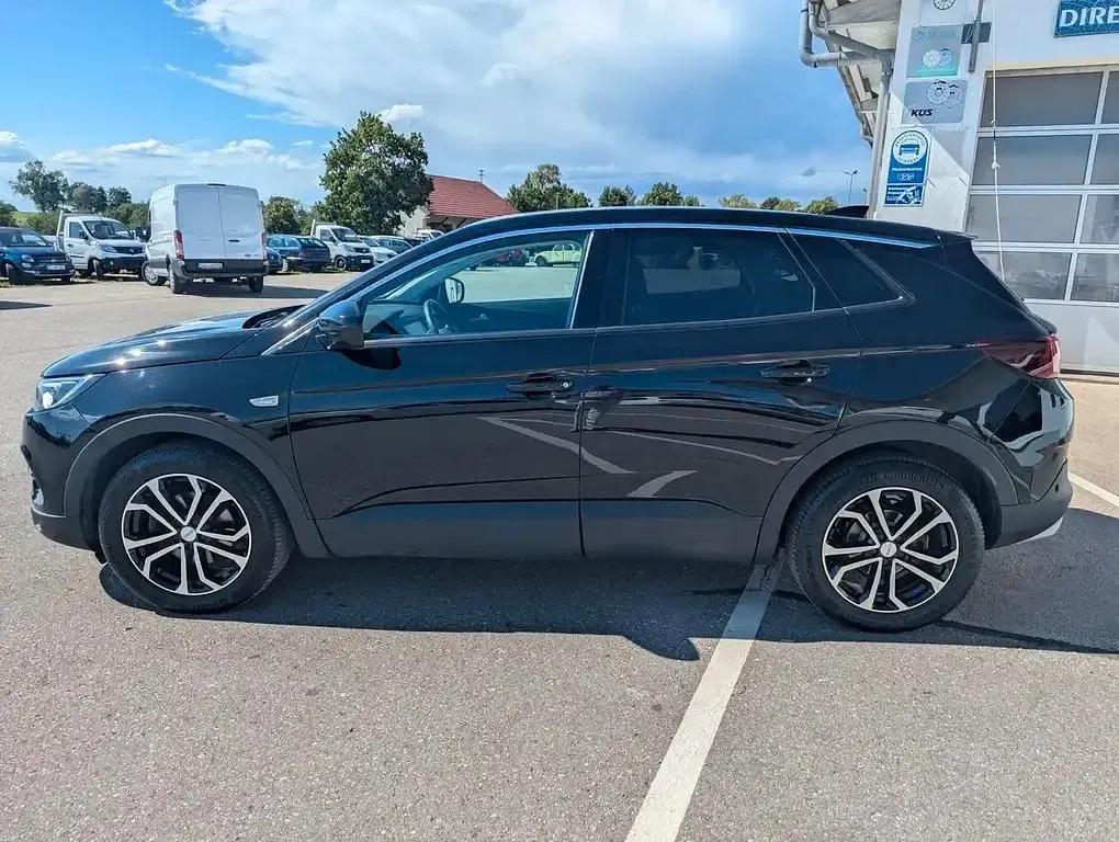 Gebraucht Opel Grandland X Innovation 131 PS (96 kW) 2019 Schwarz SUV
