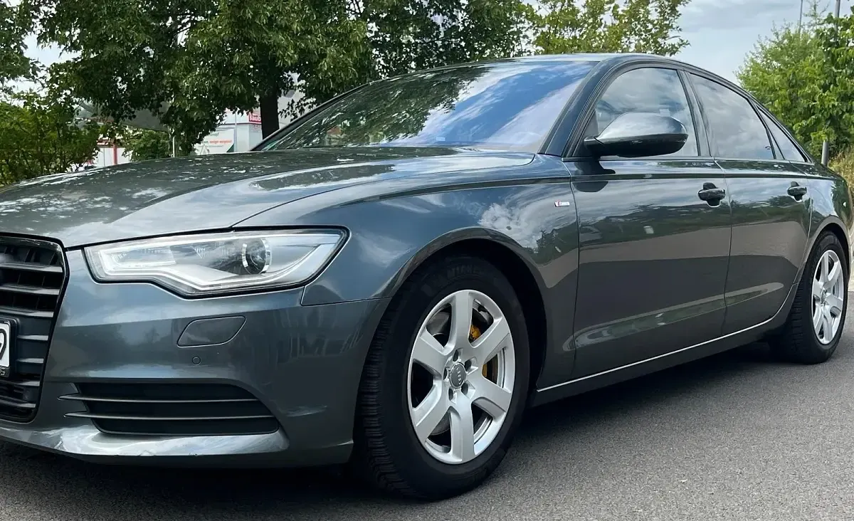 Gebraucht Audi A6 S-Line 245 PS (180 kW) 2012 Grau Limousine