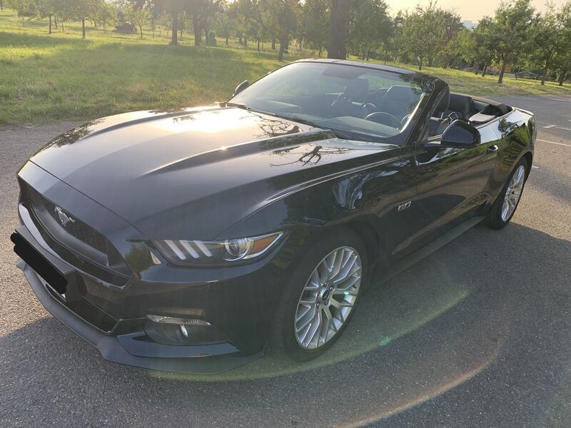 Schwarz Gebraucht 2017 Ford Mustang GT Convertible Cabrio | 37.940 € (Fairer Preis) - Bild 1/4