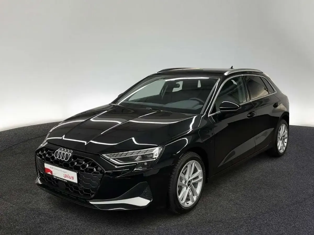 Używany Audi A3 Advanced Plus 204 KM (150 kW) 2025 Czarny Kombi