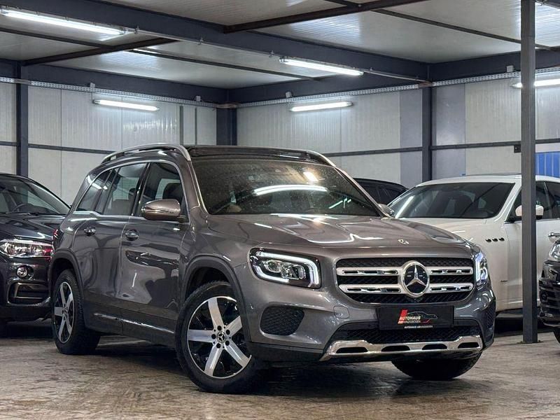 Grau Gebraucht 2021 Mercedes GLB220 Progressive SUV | 34.890 € (Fairer Preis) - Bild 1/4
