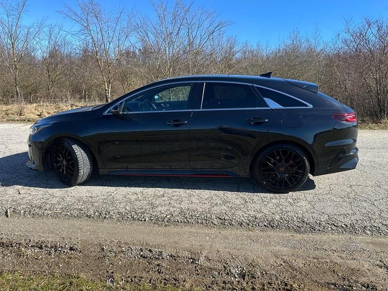 Gebraucht Kia ProCeed GT 204 PS (150 kW) 2021 Schwarz Kombi