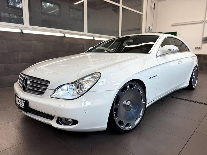 Weiß Gebraucht 2005 Mercedes CLS500 AMG Limousine | 19.980 € (Teuer) - Bild 1/4