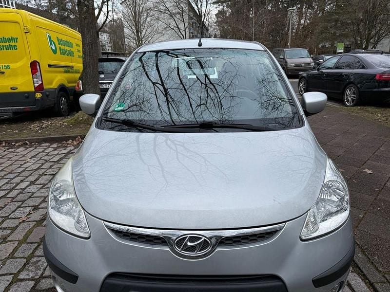 Gebraucht Hyundai i10 Classic 70 PS (51 kW) 2010 Grau Kleinwagen