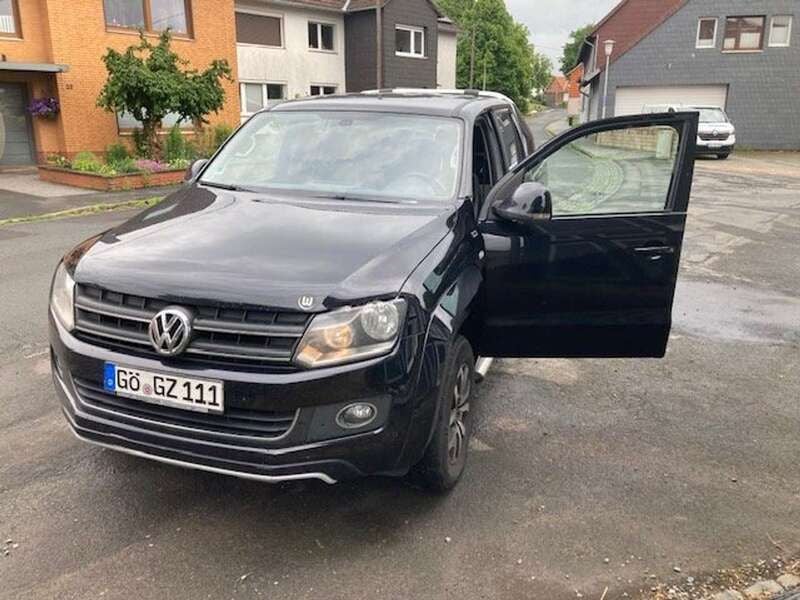 Schwarz Gebraucht 2012 VW Amarok Abholung | 11.900 € (Guter Preis) - Bild 1/4