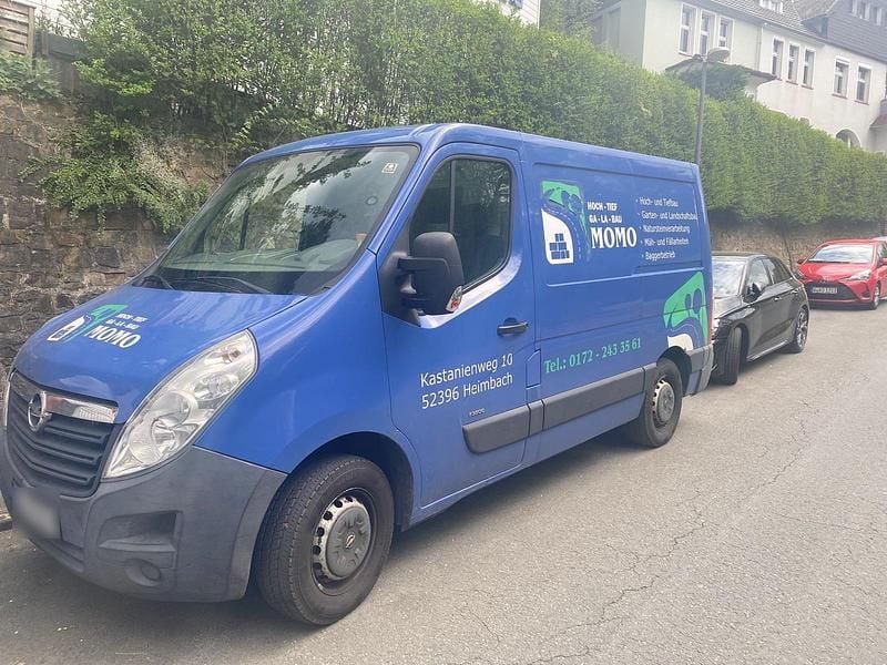 Second-hand Opel Movano 155 CP (114 kW) 2012 Albastru Monovolum