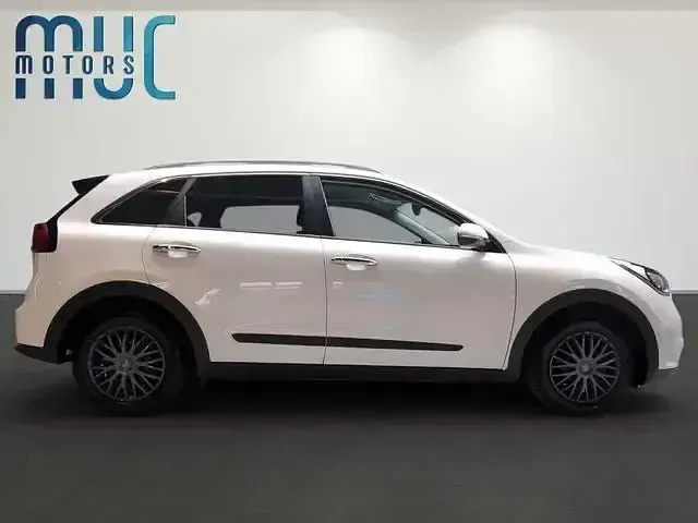 Gebraucht Kia Niro Vision 105 PS (77 kW) 2018 Weiß SUV