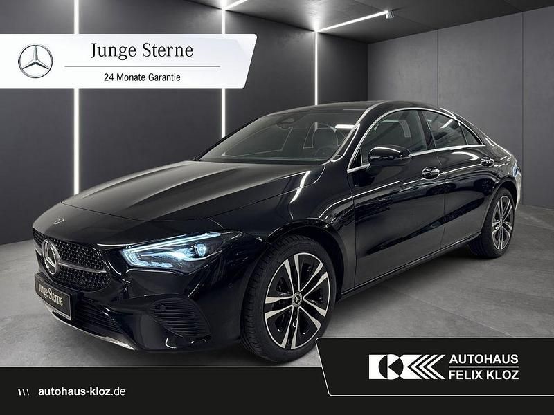 Schwarz Gebraucht 2024 Mercedes CLA200 Progressive Limousine | 32.900 € (Fairer Preis) - Bild 1/4