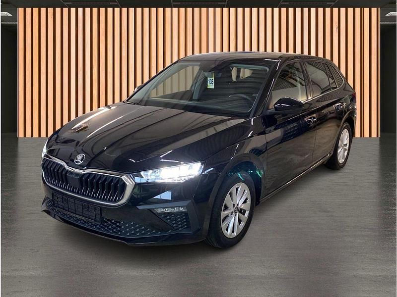 Gebraucht Skoda Scala 116 PS (85 kW) 2025 Schwarz schwarz (metallic) Kleinwagen