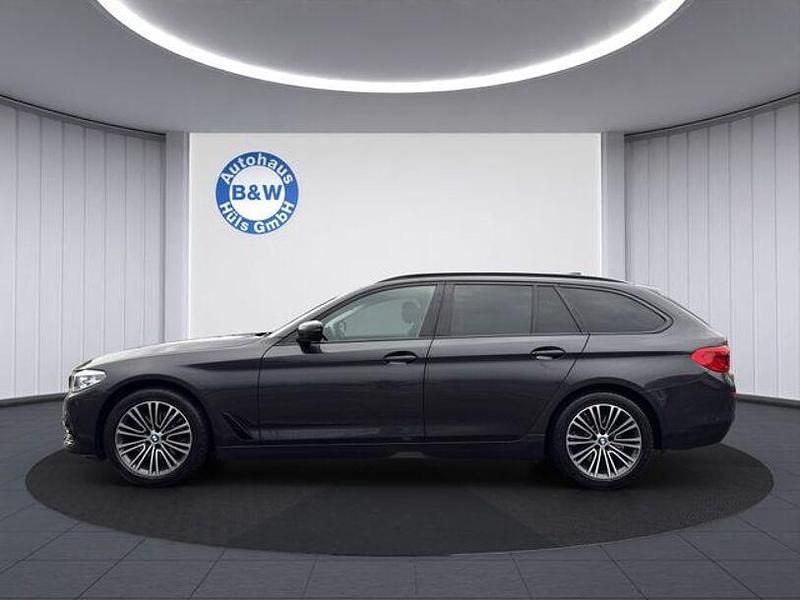 Gebraucht BMW 520 Sport Line 184 PS (135 kW) 2020 Grau Limousine