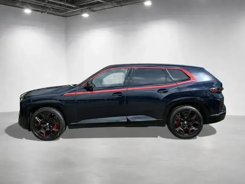Używany BMW XM Performance 748 KM (550 kW) 2025 Czarny SUV