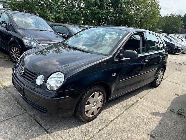 Gebraucht VW Polo Highline 75 PS (55 kW) 2002 Schwarz Limousine
