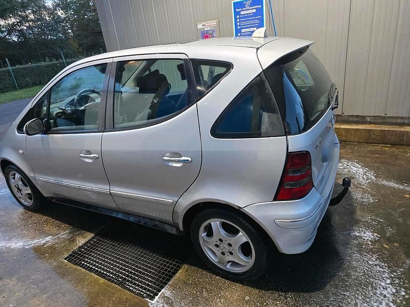 Gebraucht Mercedes A170 115 PS (84 kW) 2001 Silber Kleinwagen