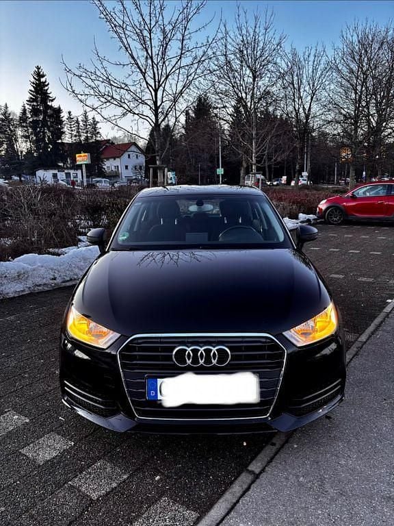 Schwarz Gebraucht 2017 Audi A1 Sportback Kleinwagen | 10.500 € (Guter Preis) - Bild 1/4