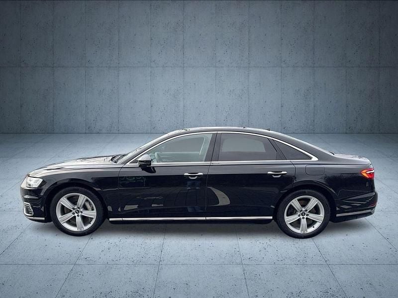 Gebraucht Audi A8 Ambiente 449 PS (330 kW) 2021 Mythosschwarz metallic Limousine