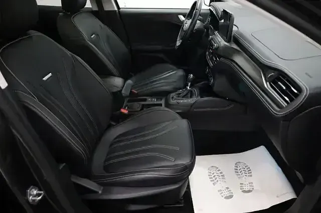 Gebraucht Ford Focus Vignale 155 PS (114 kW) 2020 Grau Kombi