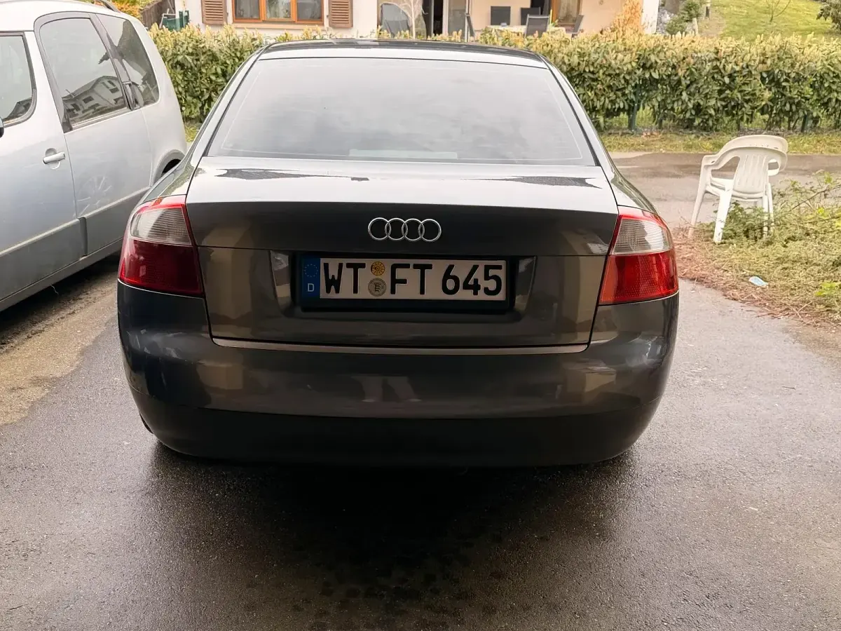 Gebraucht Audi A4 150 PS (110 kW) 2021 Kleinwagen