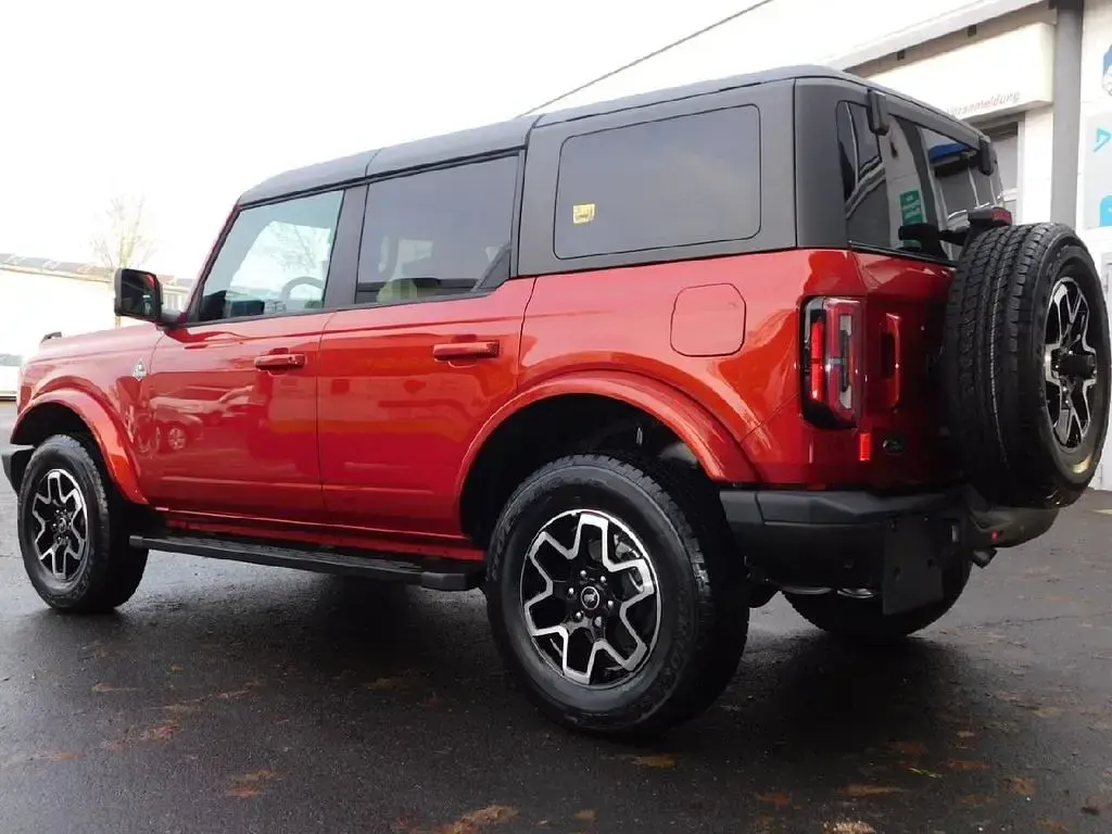 Neu Ford Bronco Outer Banks 334 PS (245 kW) 2026 Rot SUV