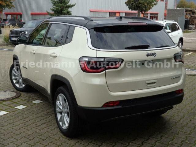 Gebraucht Jeep Compass Limited 150 PS (110 kW) 2020 Weiß metallic SUV