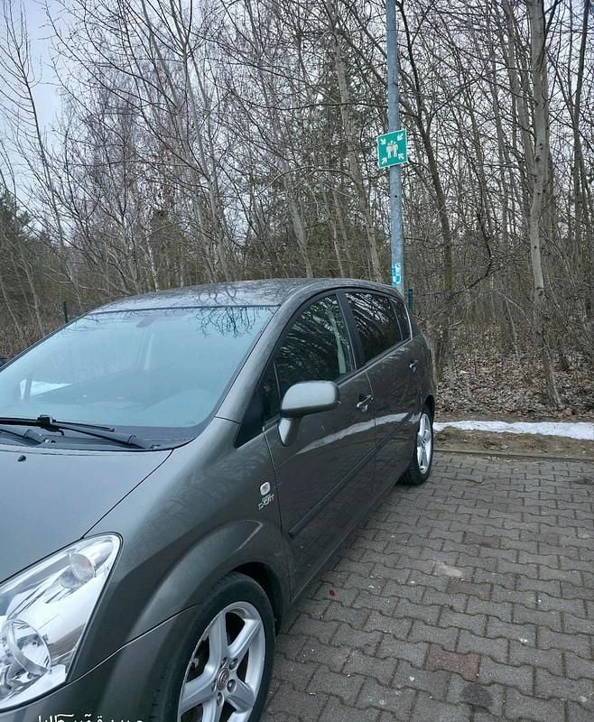 Gebraucht Toyota Corolla Verso 177 PS (130 kW) 2006 Braun Van / Kleinbus