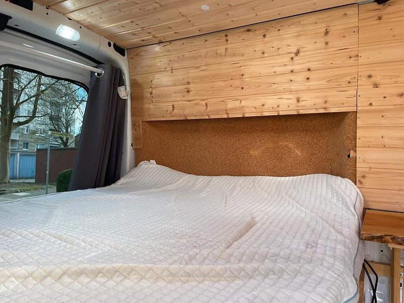 Gebraucht Ford Transit Trend 170 PS (125 kW) 2018 Weiß Van / Kleinbus