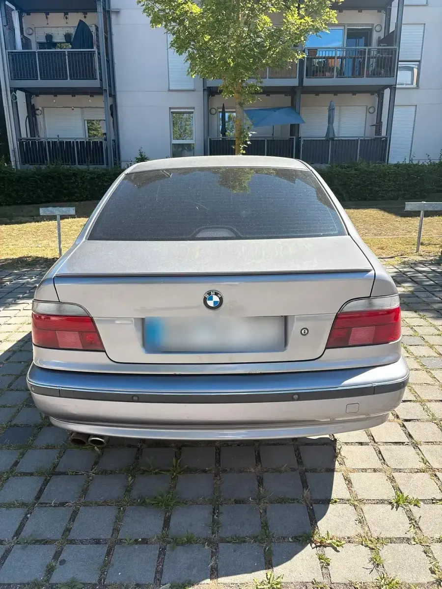 Gebraucht BMW 523 170 PS (125 kW) 1997 Grau Limousine