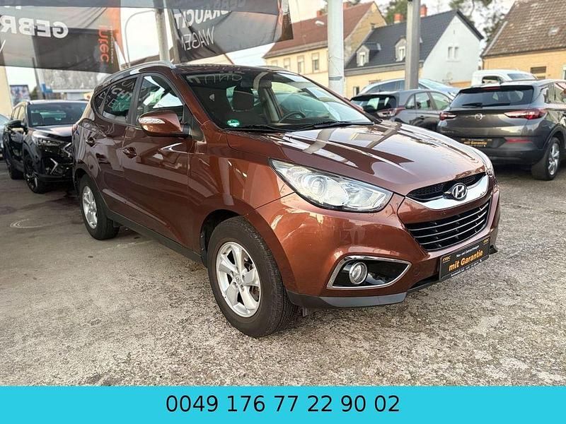 Braun Gebraucht 2013 Hyundai ix35 Edition SUV | 6.800 € (Fairer Preis) - Bild 1/3