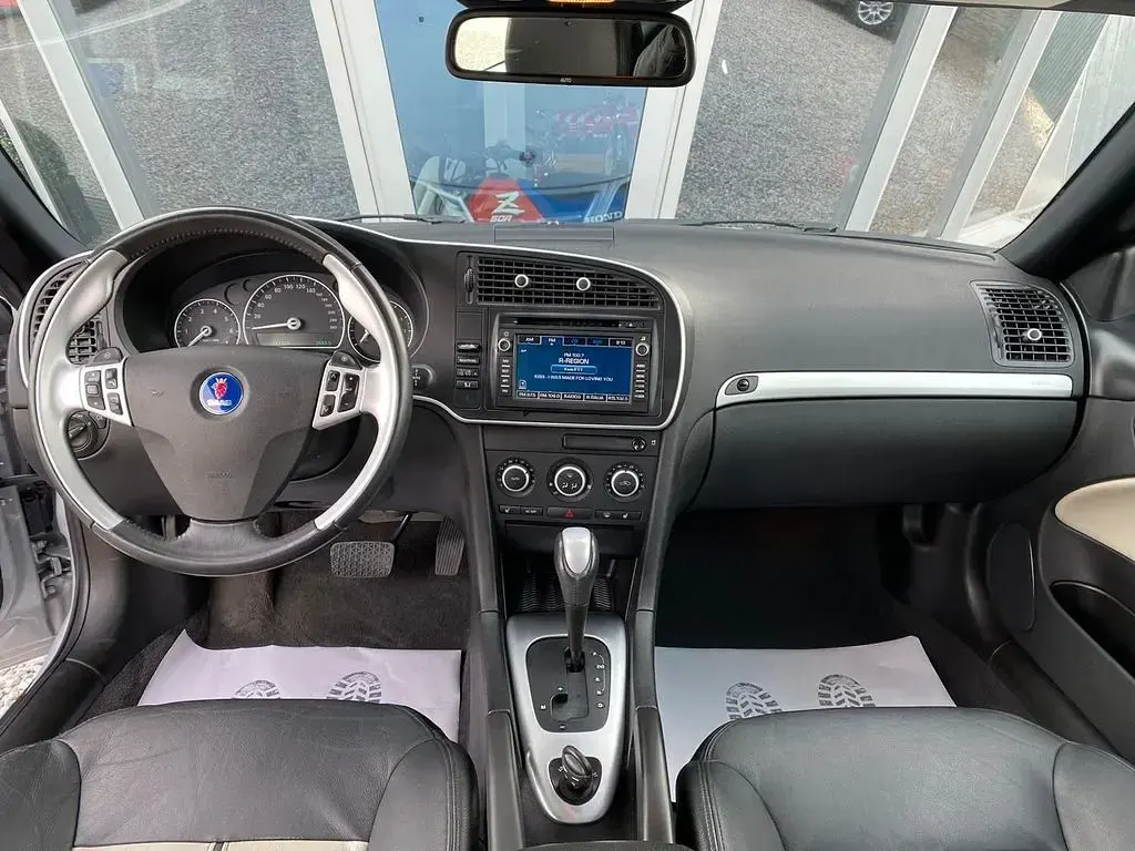 Gebraucht Saab 9-3 Cabriolet Aero 256 PS (188 kW) 2010 Silber Cabrio
