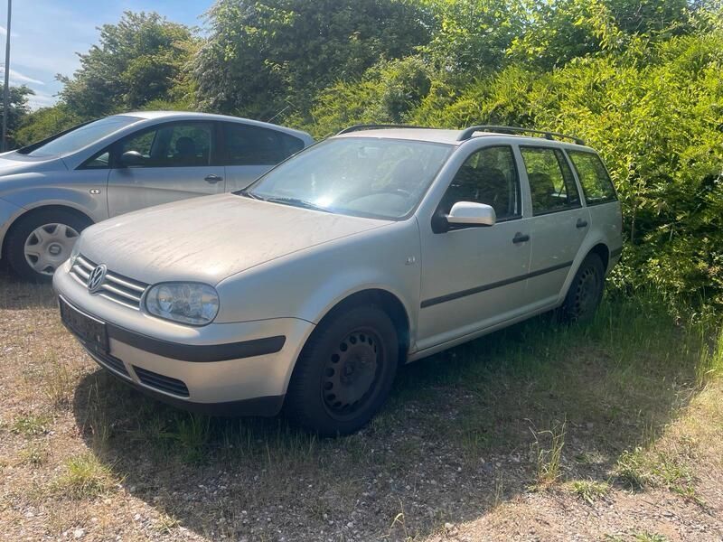 Silber Gebraucht 2000 VW Golf IV Kombi | 850 € (Superpreis) - Bild 1/4