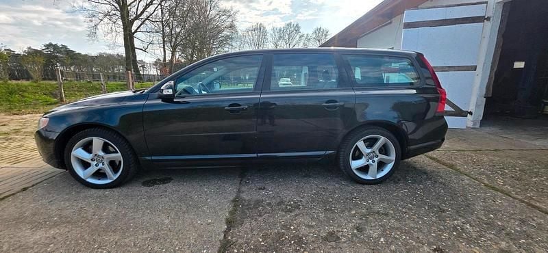 Gebraucht Volvo V70 185 PS (136 kW) 2008 Schwarz Kombi