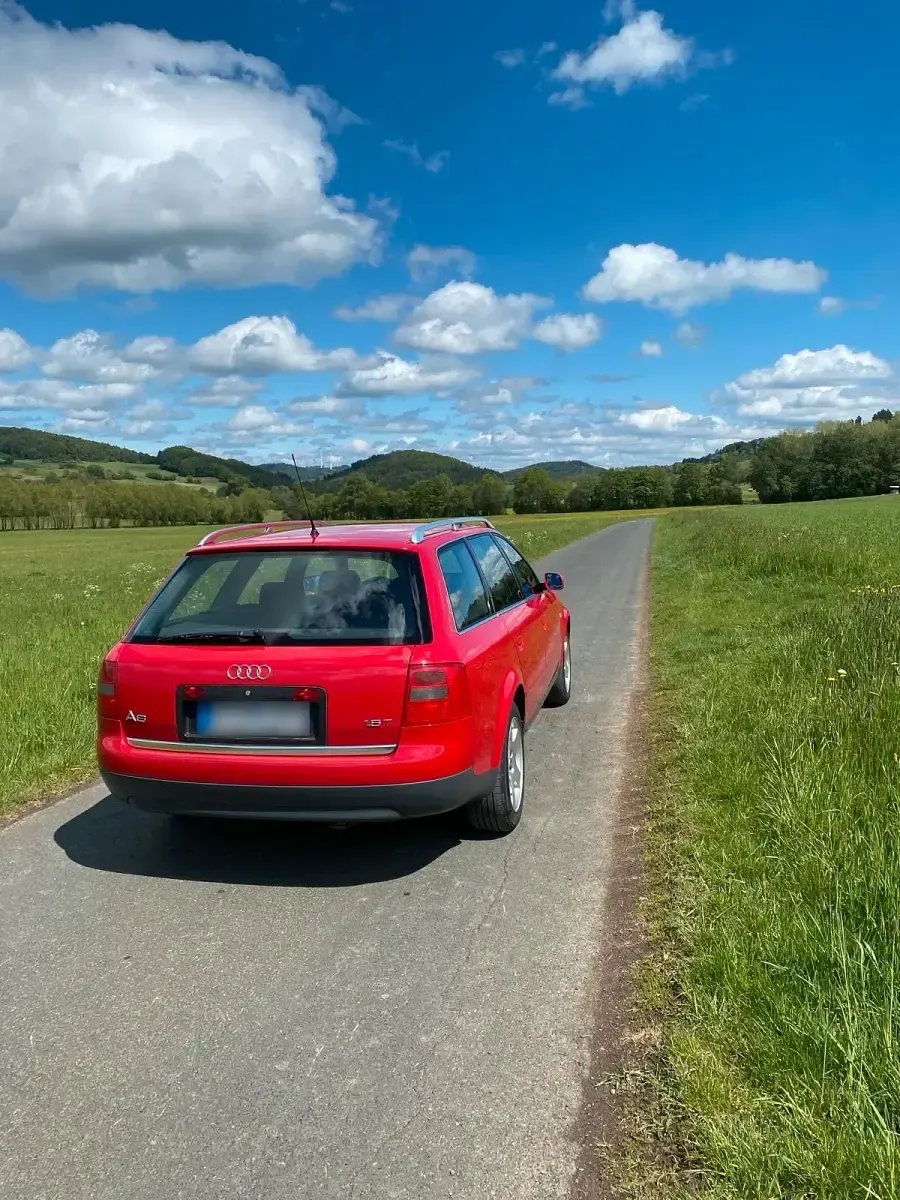 Gebraucht Audi A6 150 PS (110 kW) 1999 Rot Kombi