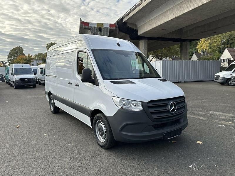 Gebraucht Mercedes Sprinter 170 PS (125 kW) 2021 Arktikweiss Van