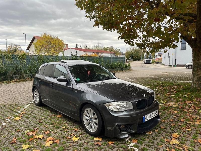 Gebraucht BMW 118 Basis 129 PS (94 kW) 2006 Grau Kleinwagen