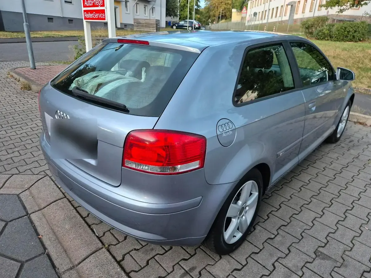 Gebraucht Audi A3 115 PS (84 kW) 2006 Grau Kleinwagen