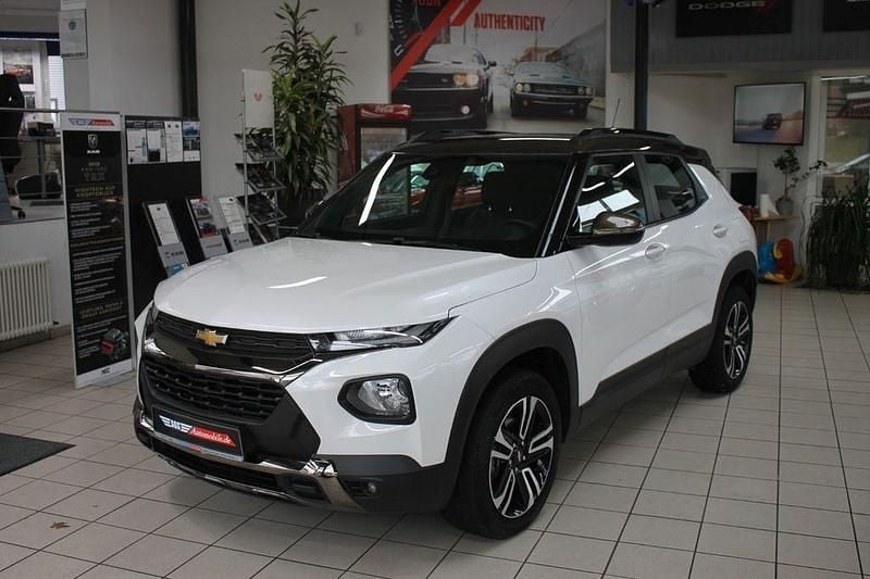 Weiß Gebraucht 2023 Chevrolet TrailBlazer SUV | 19.990 € - Bild 1/4