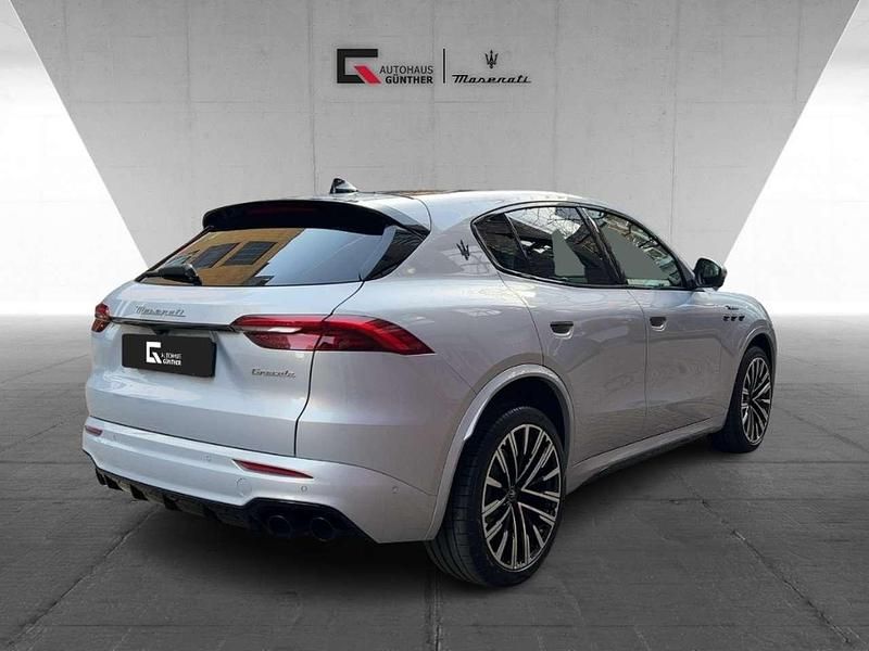 Neu Maserati Grecale 330 PS (242 kW) 2025 Bianco astro SUV