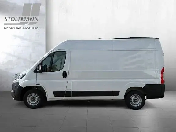 Gebraucht Toyota Proace 140 PS (102 kW) 2024 Weiß Van / Kleinbus