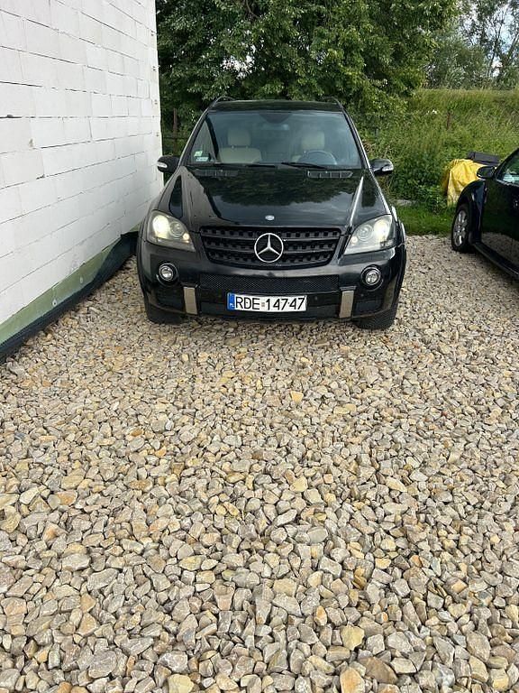 Schwarz Gebraucht 2008 Mercedes ML320 AMG SUV | 8.000 € (Superpreis) - Bild 1/4
