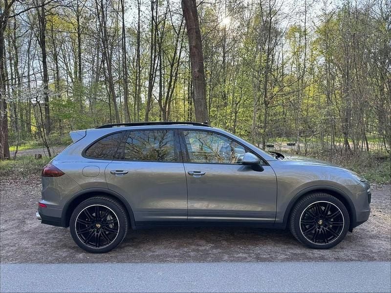 Second-hand Porsche Cayenne S 385 CP (283 kW) 2016 Gri SUV