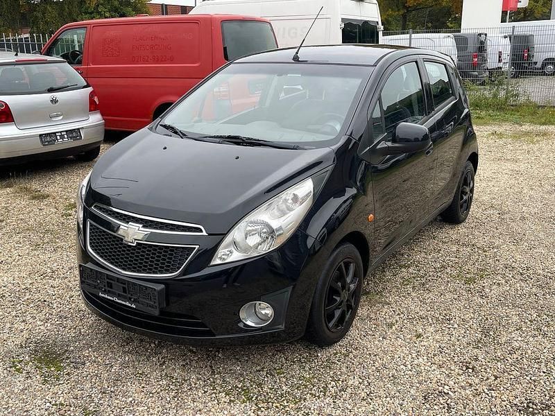 Używany Chevrolet Spark LS 68 KM (50 kW) 2010 Czarny Hatchback