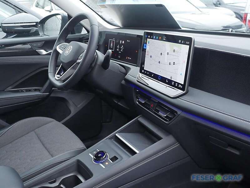 Gebraucht VW Tiguan Life 150 PS (110 kW) 2024 Delfingrau metallic SUV
