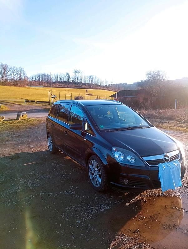Gebraucht Opel Zafira 120 PS (88 kW) 2007 Schwarz Van / Kleinbus