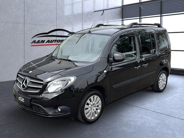 Schwarz Gebraucht 2018 Mercedes Citan 112 Kombi | 17.990 € (Fairer Preis) - Bild 1/4