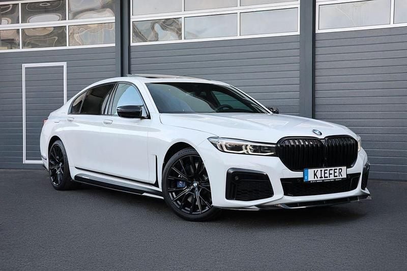 Gebraucht BMW 740L Performance 340 PS (250 kW) 2022 Weiß Limousine