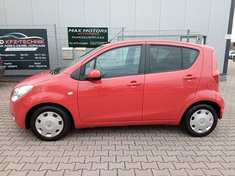 Gebraucht Opel Agila 65 PS (47 kW) 2009 Rot Kleinwagen
